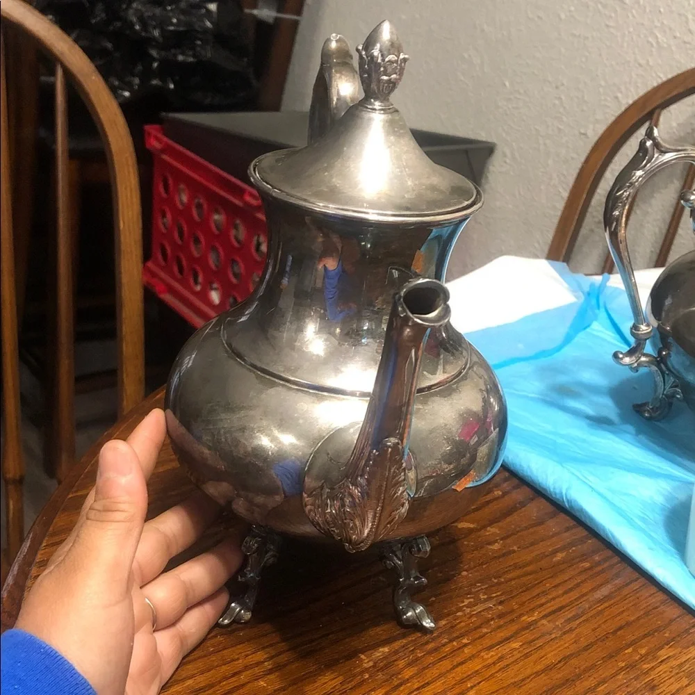 Classic Silver-Tone Tea/Coffee Pot - Elegant Metal Serving Pitcher